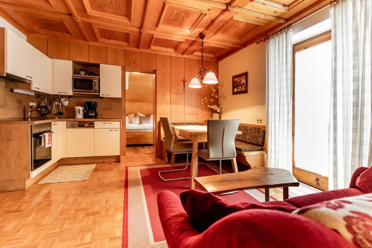Holiday Im Gaestehaus Warter In Altenmarkt อัลเทนมาร์คท์ อิม พองเงา ภายนอก รูปภาพ